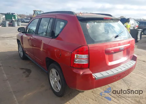 2010 Jeep Compass Sport from USA, damaged, VIN 1J4NT4FB8AD549592